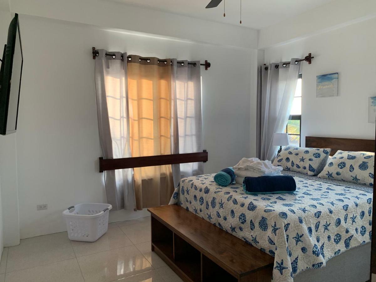 Bay Towers Aparthotel Caye Caulker Exteriör bild